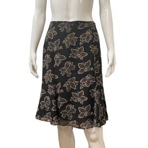 Ann Taylor LOFT Size 0 26 A-Line 100% Silk Skirt Black Floral Lined Side Zip